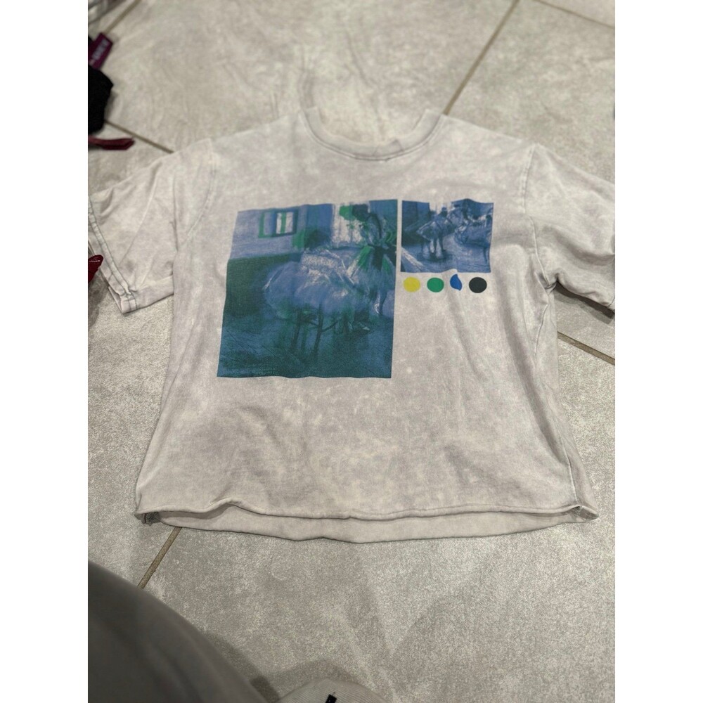 Mighty fine grey short sleeve T-shirt with blue graphic size extra small